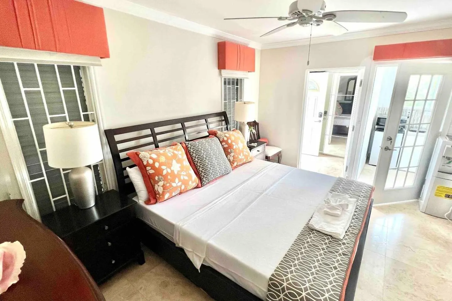 King Bedroom Suite At Paradiseonevilla Turks And Caicos Islands Turtle Cove 0*,  タークス・カイコス諸島