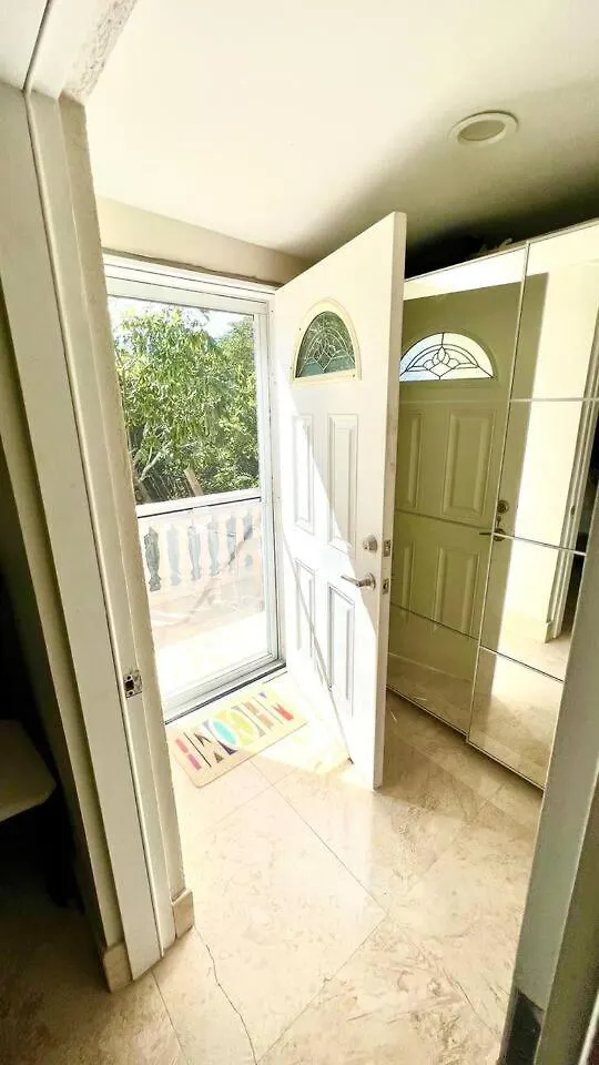 King Bedroom Suite At Paradiseonevilla Turks And Caicos Islands Turtle Cove タークス・カイコス諸島